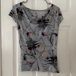 Apt.9 Essentials Top